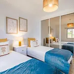 Apartman Clube Albufeira: 2br Prime Holidays Retreat *